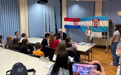 Večer domoljubne poezije I u mojoj školi svijetli Vukovar